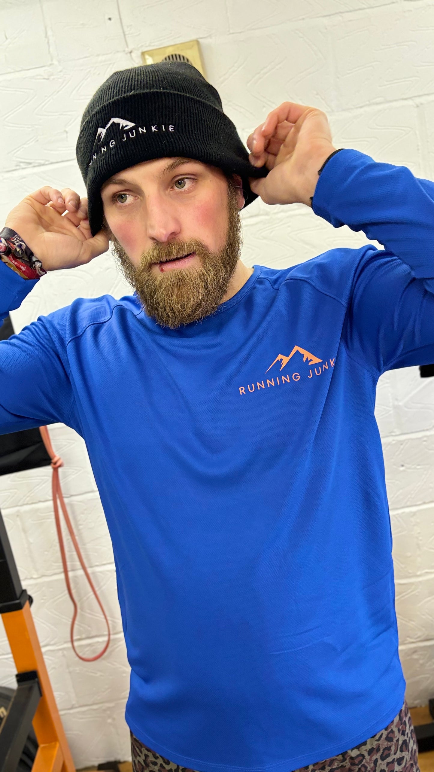 Men’s long sleeve active running top- The 1% Club Collection